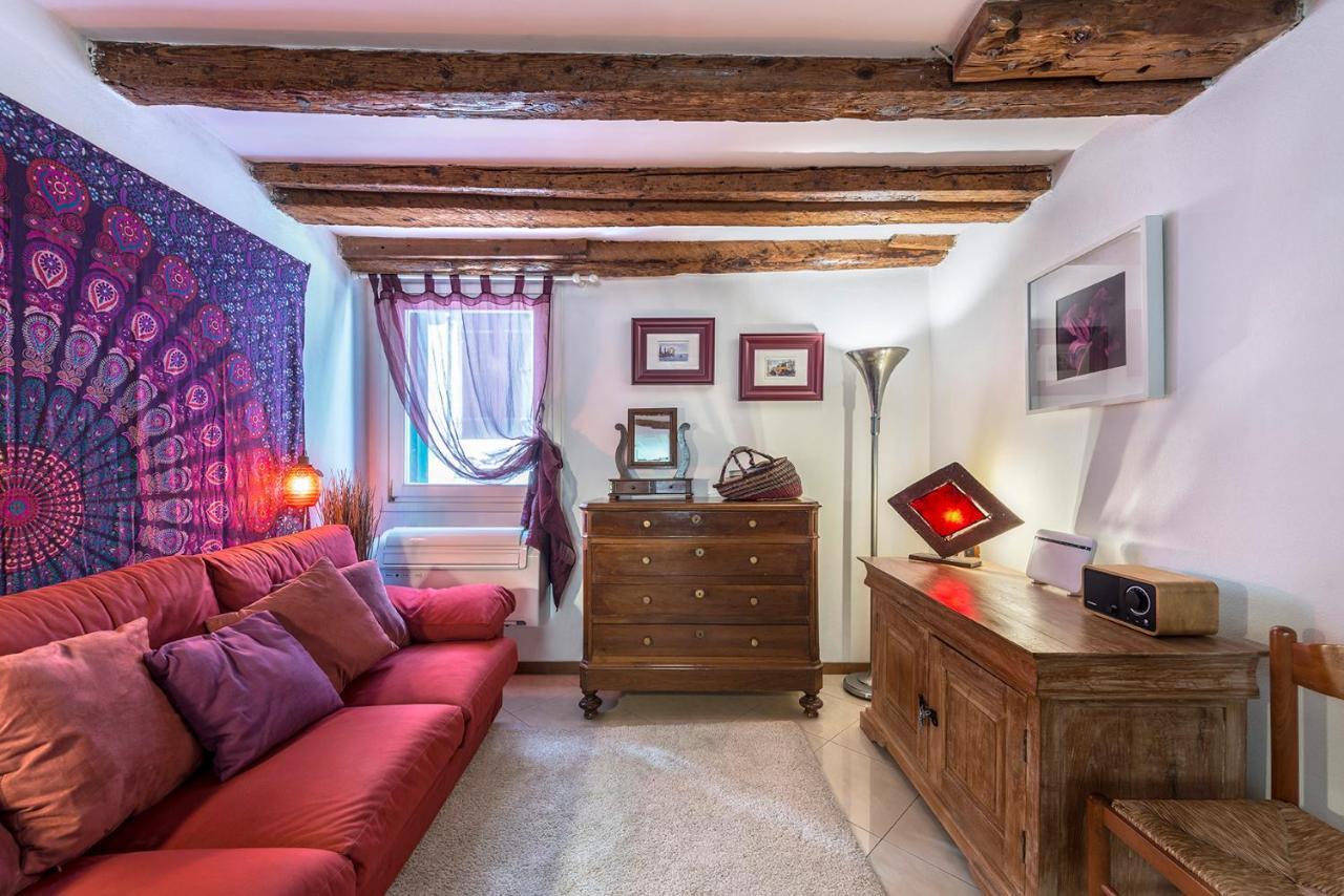 Piccolo - Cozy In The Heart Of Authentic Apartamento